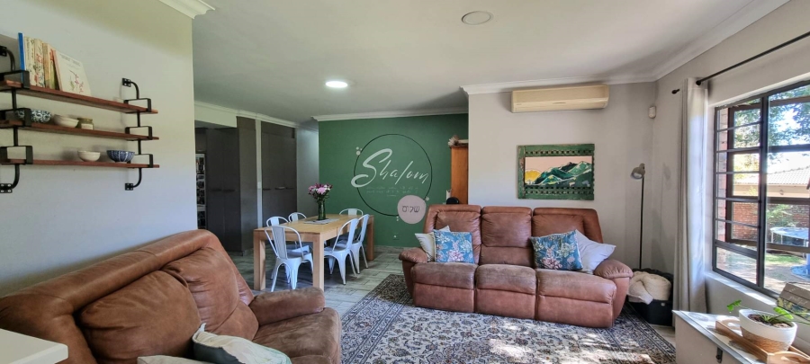 3 Bedroom Property for Sale in Pentagon Park Free State